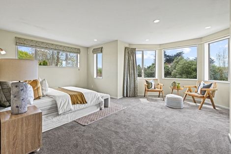 Photo of property in 64 Willowview Drive, Redwood, Christchurch, 8051