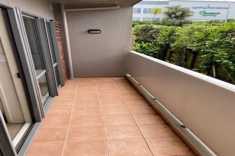 Photo of property in 19c/30 Westward Ho, Glen Eden, Auckland, 0602