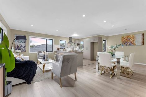 Photo of property in 9 Makora Road, Massey, Auckland, 0614