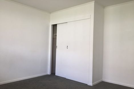 Photo of property in 52 Butterworth Drive, Glendene, Auckland, 0602