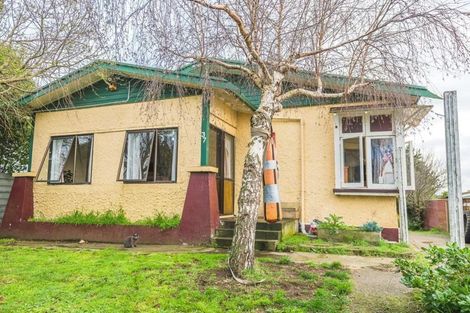 Photo of property in 37 Manuka Street, Castlecliff, Whanganui, 4501