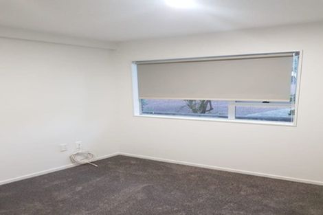 Photo of property in 35 Simon Ellice Drive, Bayview, Auckland, 0629