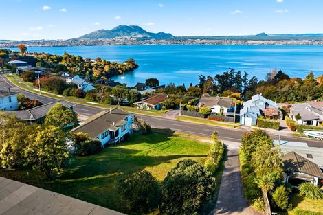Photo of property in 100 Wakeman Road, Acacia Bay, Taupo, 3330
