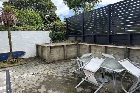Photo of property in 2/16 Red Bluff Rise, Campbells Bay, Auckland, 0630