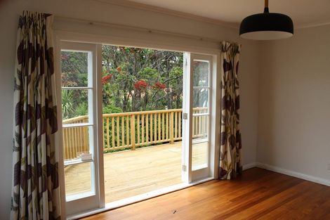 Photo of property in 8 Rodney Street, Northland, Wellington, 6012