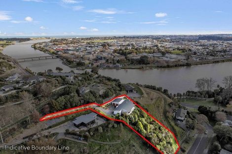 Photo of property in 1 Shakespeare Road, Bastia Hill, Whanganui, 4500
