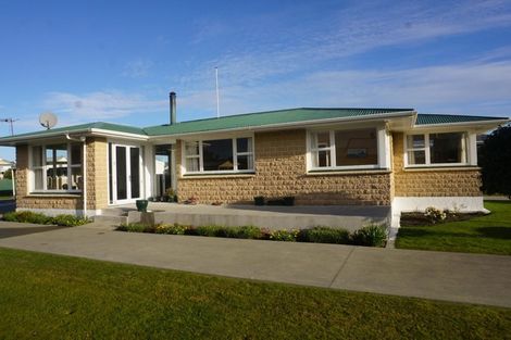 Photo of property in 128 Rolleston Street, Hokitika, 7810