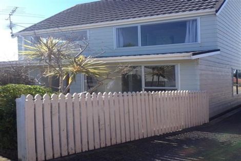 Photo of property in 8a Alister Way, Churton Park, Wellington, 6037