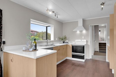 Photo of property in 57 Lansdowne Crescent, Glenview, Hamilton, 3206