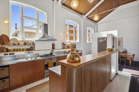 Photo of property in 52 Russell Street, Dunedin Central, Dunedin, 9016