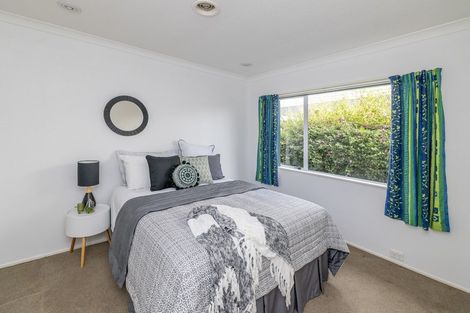 Photo of property in 32 Easton Way, Levin, 5510