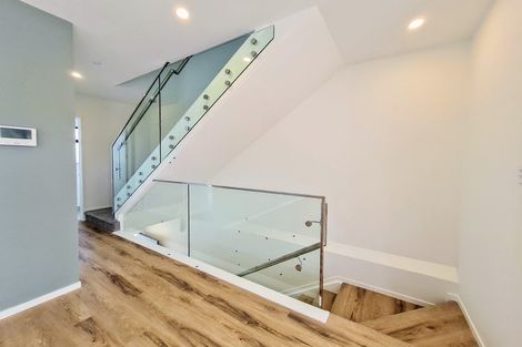 Photo of property in 25 Jandell Crescent, Bucklands Beach, Auckland, 2014