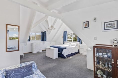 Photo of property in 10 Elder Grove, Whalers Gate, New Plymouth, 4310