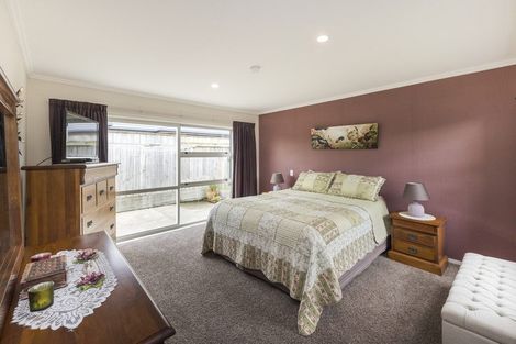 Photo of property in 68 James Line, Kelvin Grove, Palmerston North, 4414