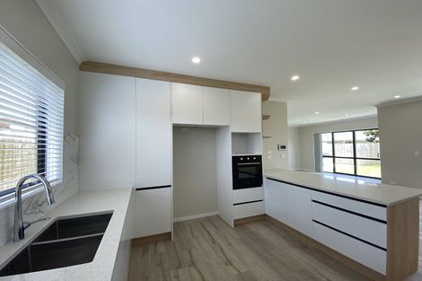 Photo of property in 37 King Street, Waiuku, 2123