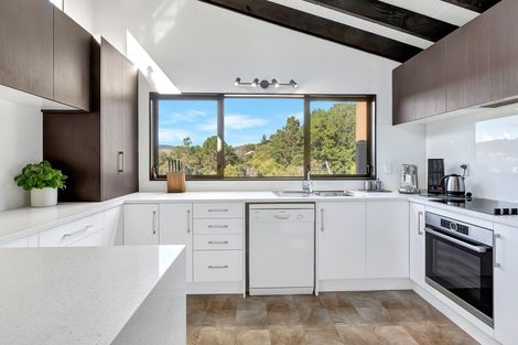 Photo of property in 4 Mizzen Place, Whitby, Porirua, 5024