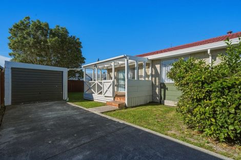 Photo of property in 2/202 Sawyers Arms Road, Bishopdale, Christchurch, 8053