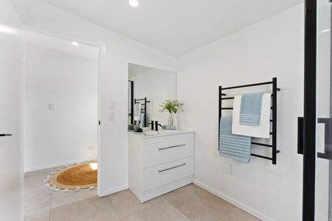 Photo of property in 28 Alma Road, Gonville, Whanganui, 4501