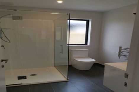 Photo of property in 15 Pohe Street, Waikanae, 5036