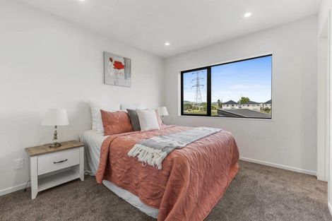 Photo of property in 14 Kapeta Lane, Karaka, Papakura, 2113