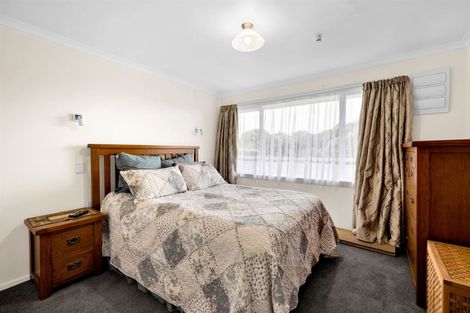 Photo of property in 15 Auroa Road, Otakeho, Hawera, 4678