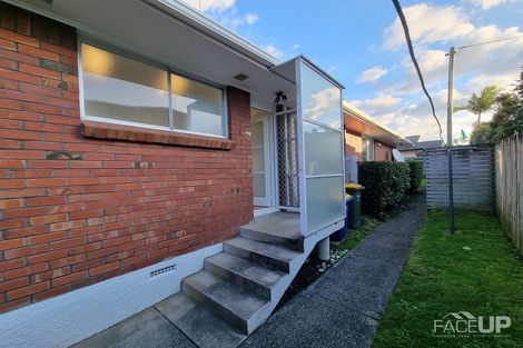 Photo of property in 2/38 Nile Road, Milford, Auckland, 0620