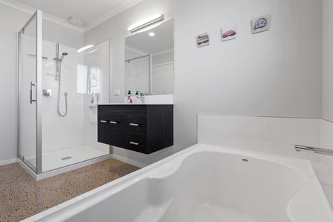 Photo of property in 161a Taylor Street, Cambridge, 3434