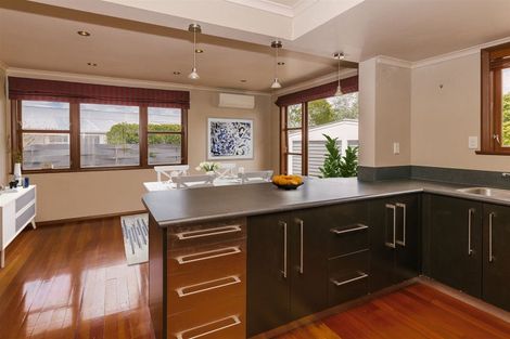 Photo of property in 52 Holdsworth Avenue, Milson, Palmerston North, 4414