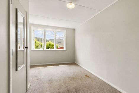 Photo of property in 32 Ngata Grove, Trentham, Upper Hutt, 5018