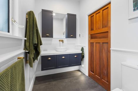 Photo of property in 8 Rayburn Avenue, Papanui, Christchurch, 8053