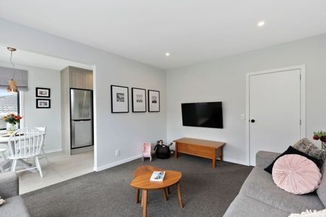 Photo of property in 15 Hindmarsh Street, Johnsonville, Wellington, 6037
