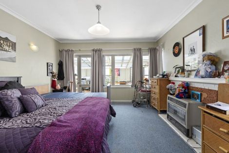 Photo of property in 38 Forest Lake Road, Forest Lake, Hamilton, 3200