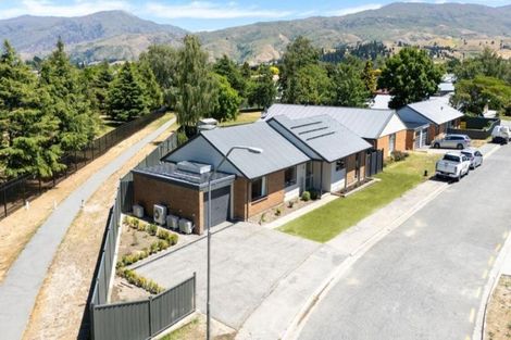 Photo of property in 2 Austin Place, Cromwell, 9310
