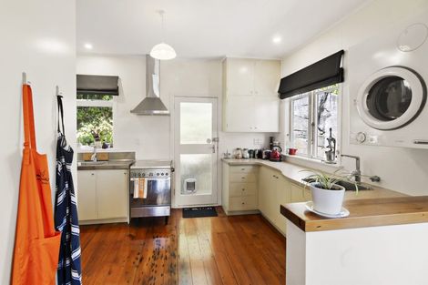 Photo of property in 27 Connaught Terrace, Brooklyn, Wellington, 6021