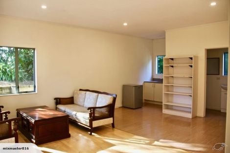 Photo of property in 18 Huia Road, Titirangi, Auckland, 0604