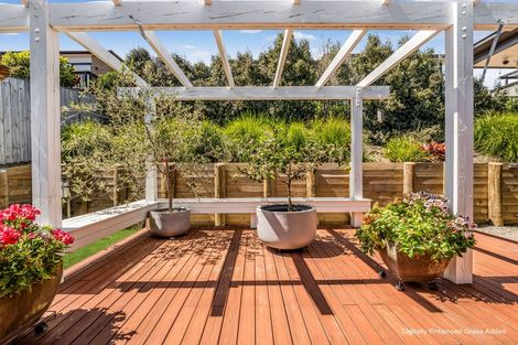 Photo of property in 21 Jeroboam Loop, Kumeu, 0810