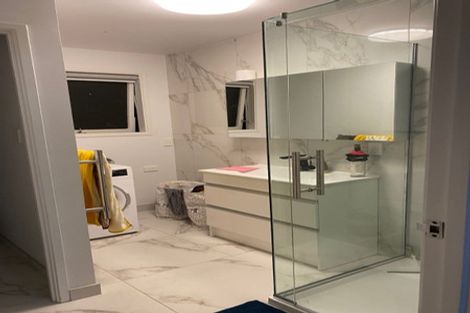 Photo of property in 60-62 Exmouth Road, Northcote, Auckland, 0627