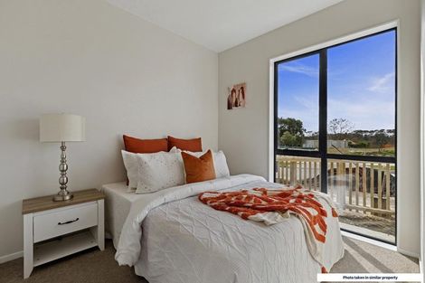 Photo of property in 29 Paretao Street, Massey, 0614