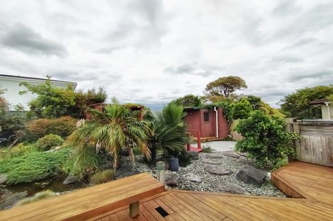 Photo of property in 11 Malvina Place, Bucklands Beach, Auckland, 2014
