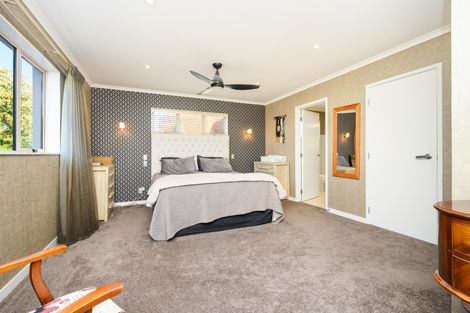 Photo of property in 6 Alan Street, Palmerston North, 4414