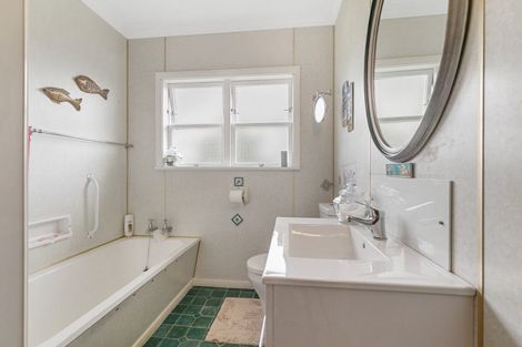 Photo of property in 4 Margaret Street, Levin, 5510