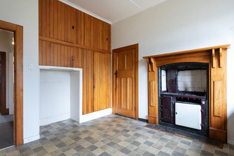 Photo of property in 10 Limbrick Street, Terrace End, Palmerston North, 4410