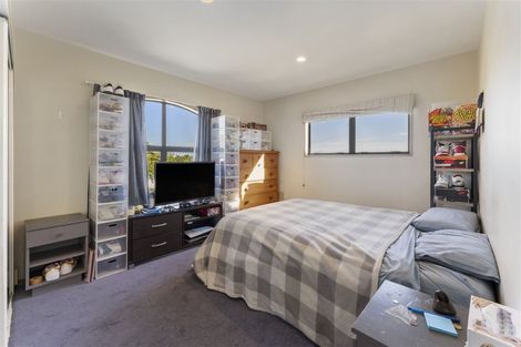 Photo of property in 105 Penruddock Rise, Westmorland, Christchurch, 8025