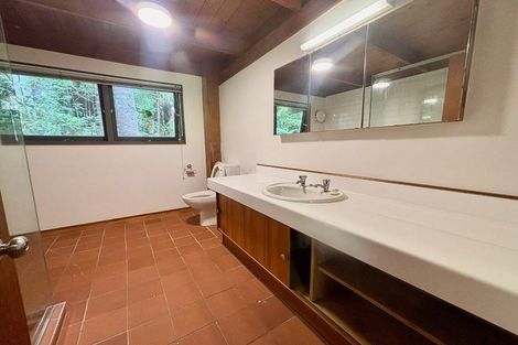 Photo of property in 52 Park Hill Road, Birkenhead, Auckland, 0626