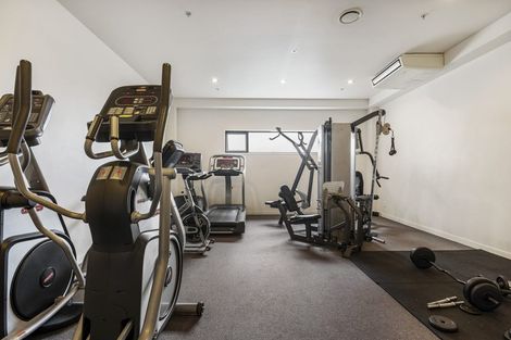 Photo of property in Royal Court Apartments, 1193unit Hinemoa Street, Rotorua, 3010