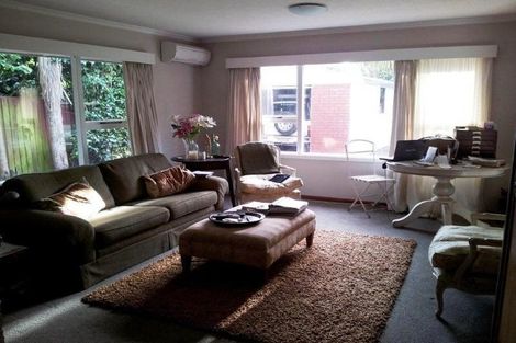 Photo of property in 2/10 Ashfield Place, Ilam, Christchurch, 8041