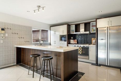 Photo of property in 6 Kittiwake Drive, Schnapper Rock, Auckland, 0632