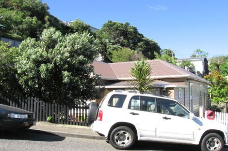 Photo of property in 119 Eden Street, Island Bay, Wellington, 6023