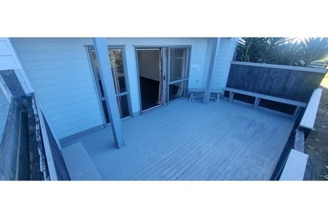 Photo of property in 26/3 Hulme Place, Henderson, Auckland, 0612