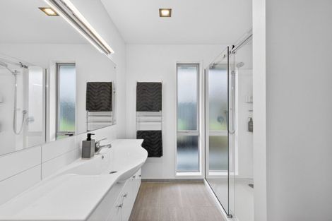 Photo of property in 5 Reka Street, Parklands, Christchurch, 8083